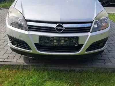 Gebraucht Opel Astra 125 PS (91 kW) 2005 Silber Limousine