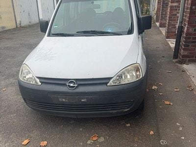 Gebraucht Opel Combo 94 PS (69 kW) 2010 Weiß Kombi