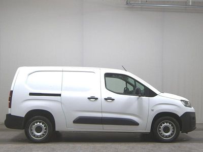 Second-hand Citroën Berlingo 102 CP (75 kW) 2022 Alb Monovolum