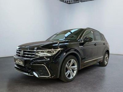 Gebraucht VW Tiguan R-line 150 PS (110 kW) 2023 Deep black perleffekt (metallic) SUV