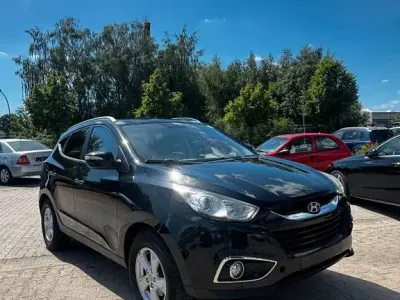 Gebraucht Hyundai ix35 Style 163 PS (119 kW) 2010 Schwarz SUV