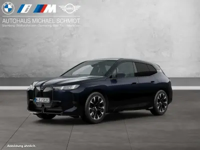 Neu BMW iX M Sport 400 kW (544 PS) 2026 Carbonschwarz SUV