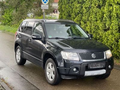 gebraucht Suzuki Grand Vitara 2.4 VVT Club* Allrad * Klima * NAVI