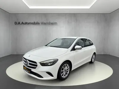 Gebraucht Mercedes B180 136 PS (100 kW) 2019 Polarweiss Kleinwagen