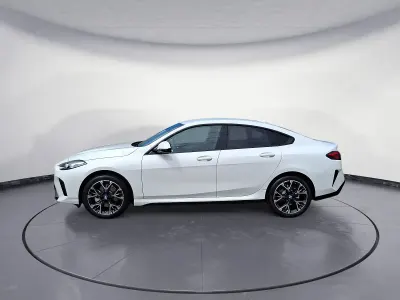 Neu BMW 220 Gran Coupé M Sport 170 PS (125 kW) 2026 Weiß Coupé