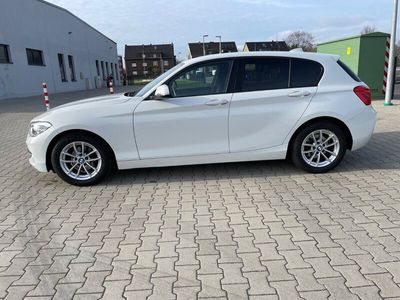 gebraucht BMW 118 i, LED Harman Kardon, Garantie Lenkradhzg