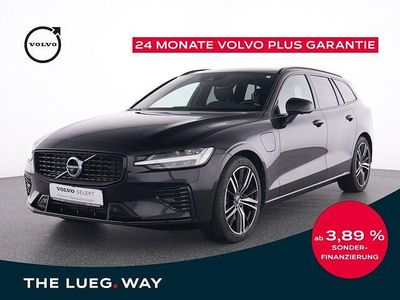 Schwarz onyx black / metallic Gebraucht 2021 Volvo V60 R-Design Kombi | 32.590 € (Fairer Preis)