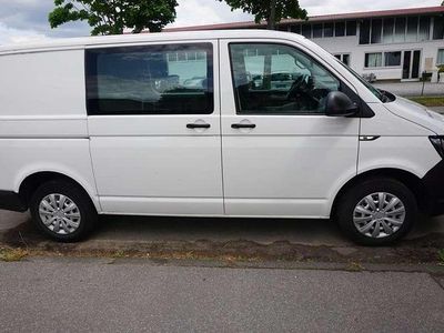 Gebraucht VW T6.1 102 PS (75 kW) 2019 Candyweiß Van