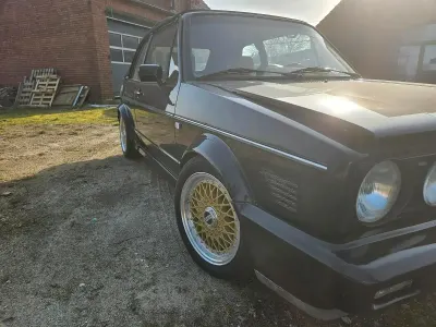 Gebraucht VW Golf Cabriolet 98 PS (72 kW) 1991 Violet Cabrio