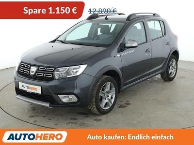 Gebraucht Dacia Sandero Anniversary 90 PS (66 kW) 2020 Grau Kleinwagen