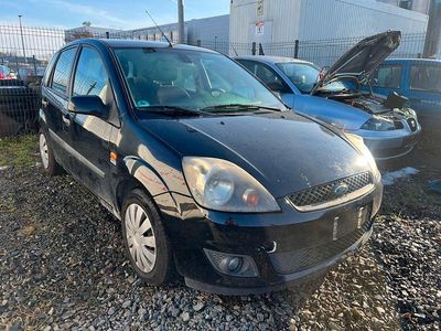 Blau Gebraucht 2006 Ford Fiesta Trend Kleinwagen | 500 € (Superpreis)