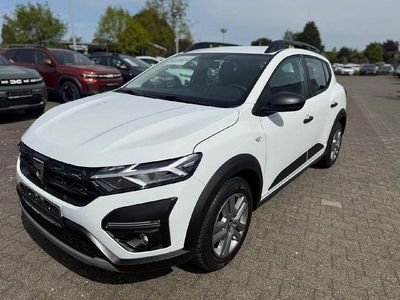 Usata Dacia Sandero Essentiel 101 CV (74 kW) 2021 Berlina