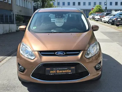 Usata Ford Grand C-Max Titanium 140 CV (102 kW) 2013 Marrone Monovolume