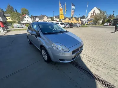 Usata Fiat Grande Punto Dynamic 95 CV (69 kW) 2008 Giallo Utilitaria