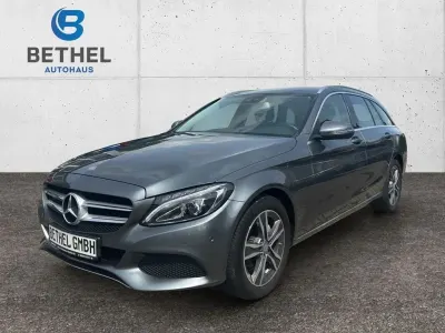 Gebraucht Mercedes C180 Avantgarde 156 PS (114 kW) 2016 Grau Limousine