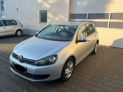 Gebraucht VW Golf VI 80 PS (58 kW) 2008 Silber Kleinwagen