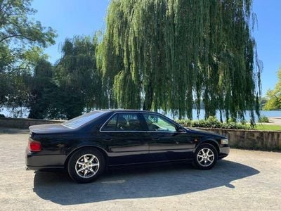 Schwarz Gebraucht 2004 Cadillac Seville STS Limousine | 7.900 €