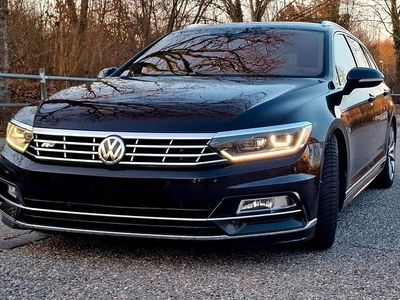 Second-hand VW Passat R-line 239 CP (175 kW) 2016 Negru Break