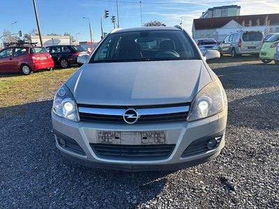 Gold Gebraucht 2005 Opel Astra Edition Kombi | 1.300 € (Guter Preis)