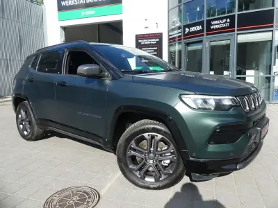 Gebraucht Jeep Compass 241 PS (177 kW) 2022 Grün SUV