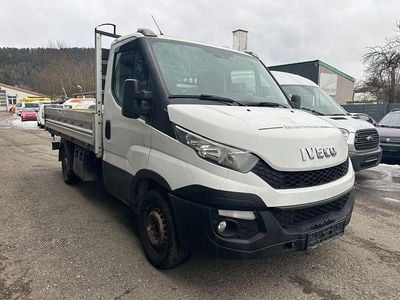 Weiß Gebraucht 2016 Iveco Daily Van / Kleinbus | 15.999 €