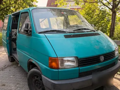 Gebraucht VW Multivan 78 PS (57 kW) 1996 Grün Van / Kleinbus