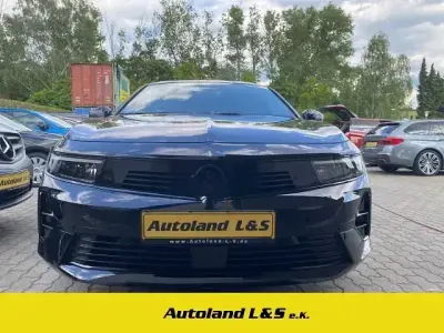 Gebraucht Opel Astra 131 PS (96 kW) 2025 Lackierung schwarz perla nera/ Kleinwagen