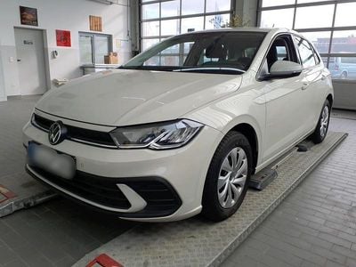 Usata VW Polo Life 95 CV (69 kW) 2023 Grigio Utilitaria