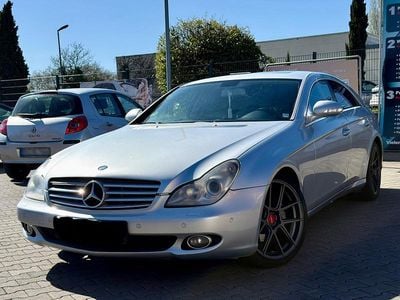 Begagnad Mercedes CLS320 224 HK (164 kW) 2007 Silver Sportkupé