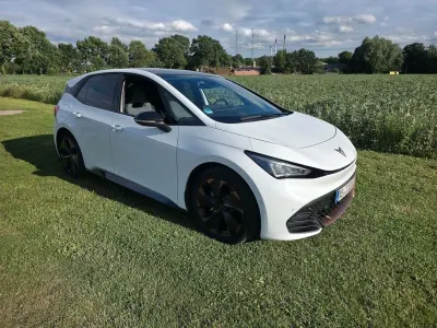 Gebraucht Cupra Born 150 kW (204 PS) 2023 Weiß Kleinwagen