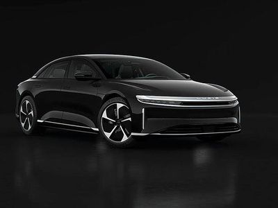 Schwarz Neu 2025 Lucid Air Pure Limousine | 81.112 €