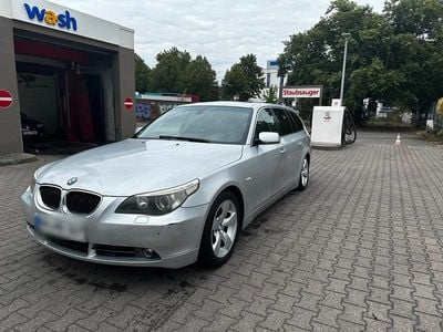 BMW 525