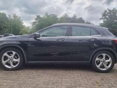 Mercedes GLA180