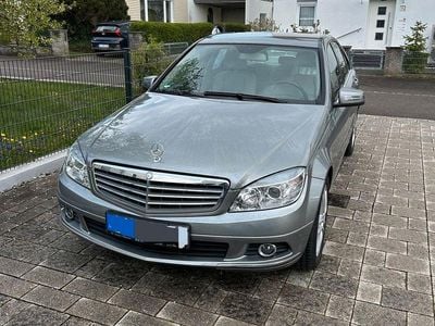 Gebraucht Mercedes C220 Elegance 170 PS (125 kW) 2010 Silber Limousine