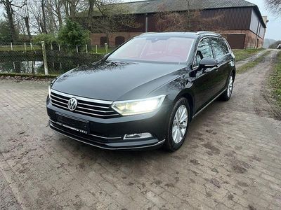 Schwarz Gebraucht 2016 VW Passat Highline Limousine | 8.799 € (Etwas zu teuer)