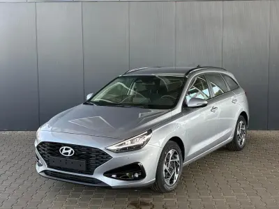 Neu Hyundai i30 Comfort 101 PS (74 kW) 2025 Silber Kombi