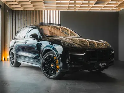 Gebraucht Porsche Cayenne Turbo S Chrono 570 PS (419 kW) 2017 Schwarz SUV
