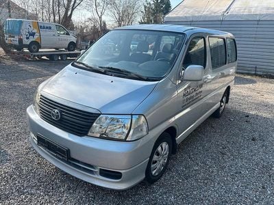 Gebraucht Toyota HiAce 117 PS (86 kW) 2007 Silber Van / Kleinbus