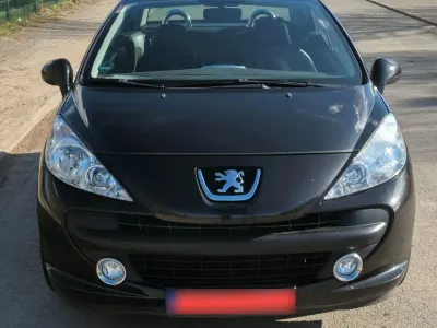 Gebraucht Peugeot 207 CC 120 PS (88 kW) 2009 Schwarz Cabrio