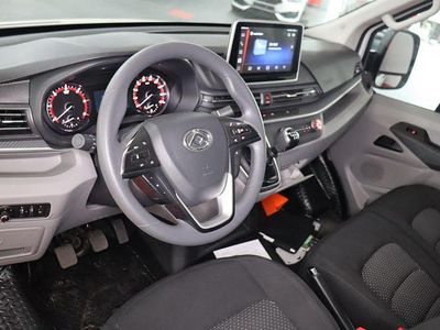 Maxus V90