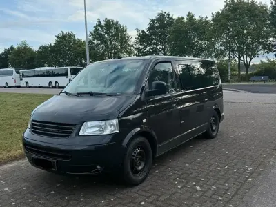 Używany VW Caravelle 174 KM (127 kW) 2005 Czarny Van