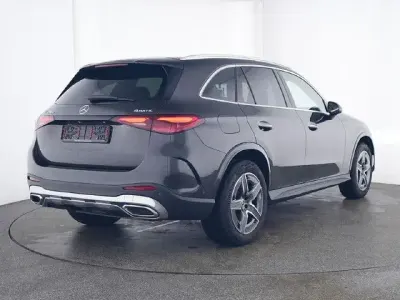 Gebraucht Mercedes GLC300e 313 PS (230 kW) 2024 SUV