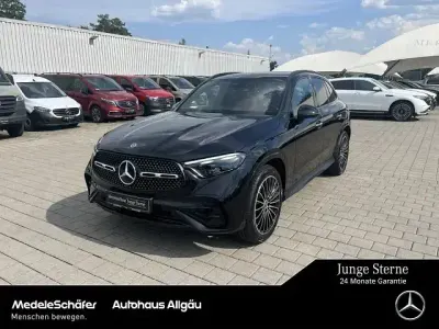 Gebraucht Mercedes GLC450 AMG 367 PS (269 kW) 2024 Lack obsidianschwarz (metallic) SUV