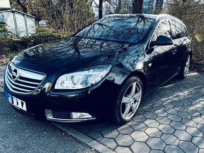 Gebraucht Opel Insignia 160 PS (117 kW) 2012 Schwarz Kombi