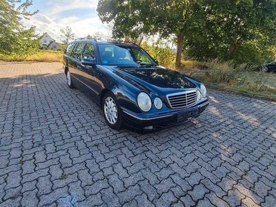 Mercedes E280