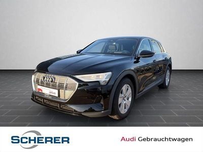 Gebraucht Audi e-tron Basis 230 kW (313 PS) 2022 Brillantschwarz SUV