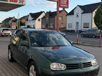 Gebraucht VW Golf III 101 PS (74 kW) 1999 Grün Limousine