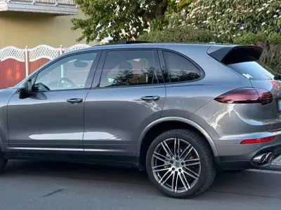 Gebraucht Porsche Cayenne 420 PS (308 kW) 2018 Grau SUV