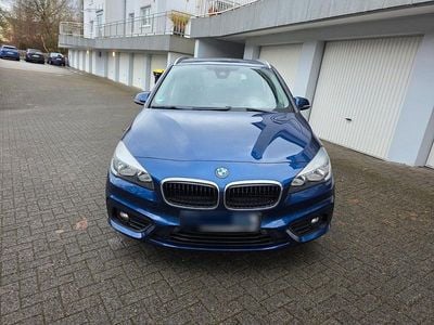 Second-hand BMW 216 Sport Line 116 CP (85 kW) 2016 Albastru Break