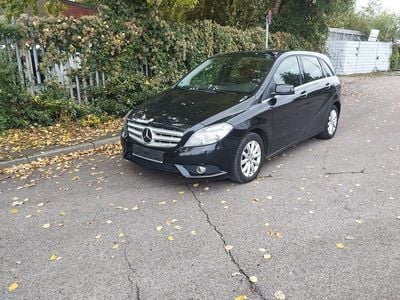 Mercedes B180